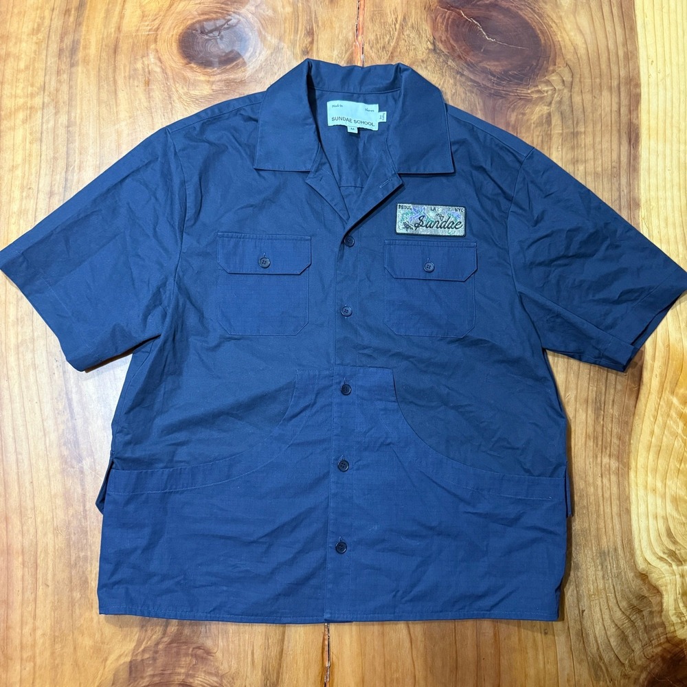 Sundae School Mens M Short Sleeve Button up Cotton Navy Pockets Work Shirt Q3-23